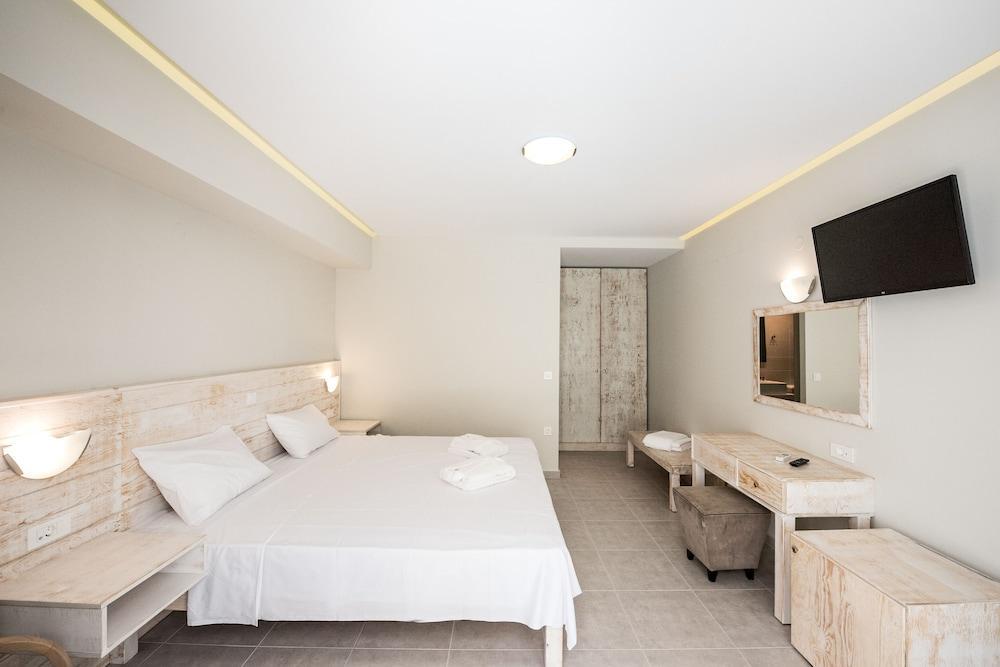 Artemis Hotel Apartments Limenas Chersonisou Exterior foto