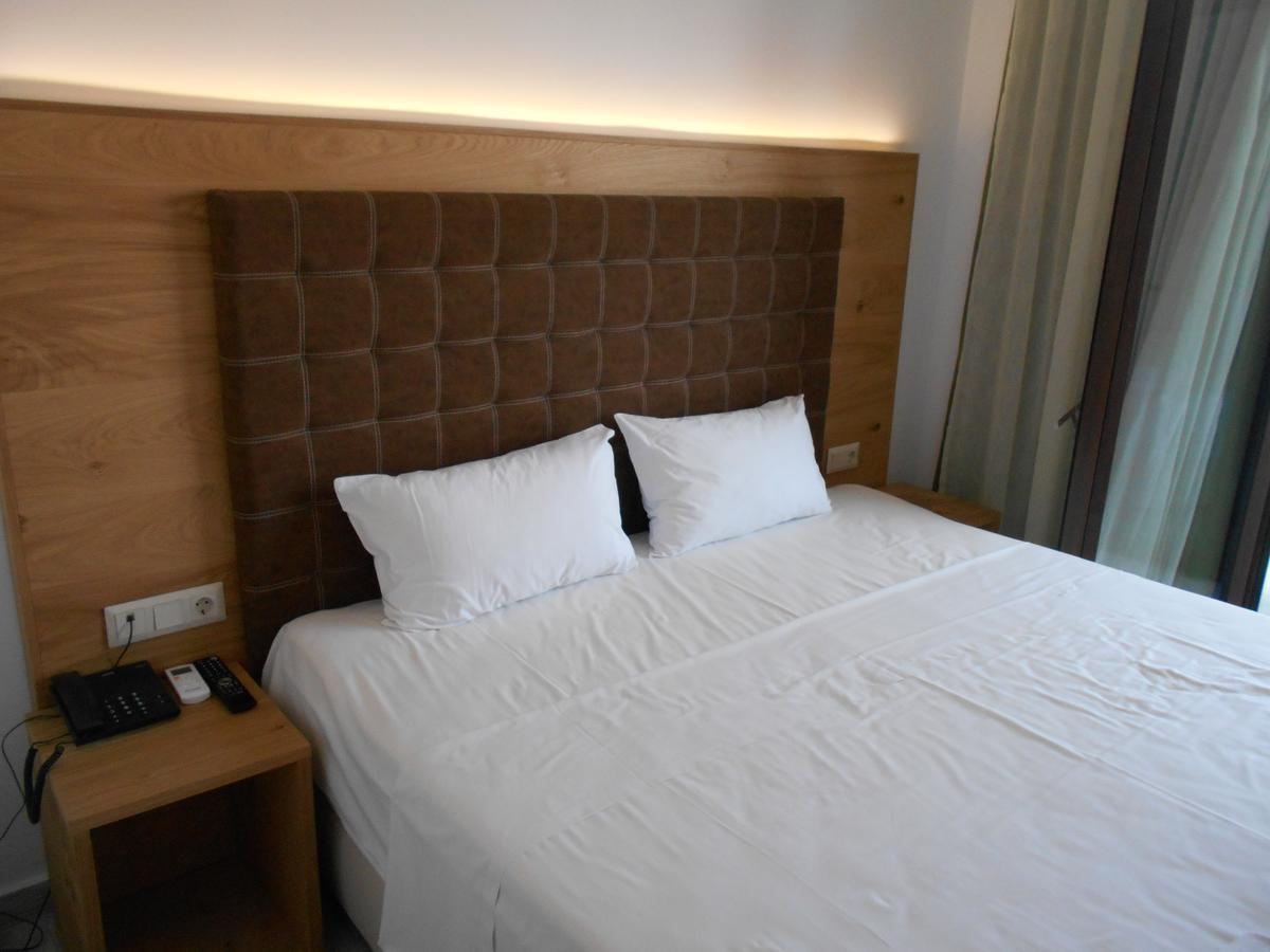 Artemis Hotel Apartments Limenas Chersonisou Exterior foto