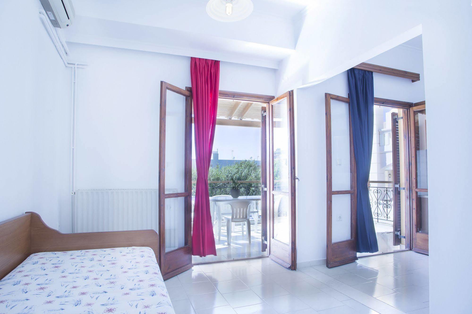 Artemis Hotel Apartments Limenas Chersonisou Exterior foto