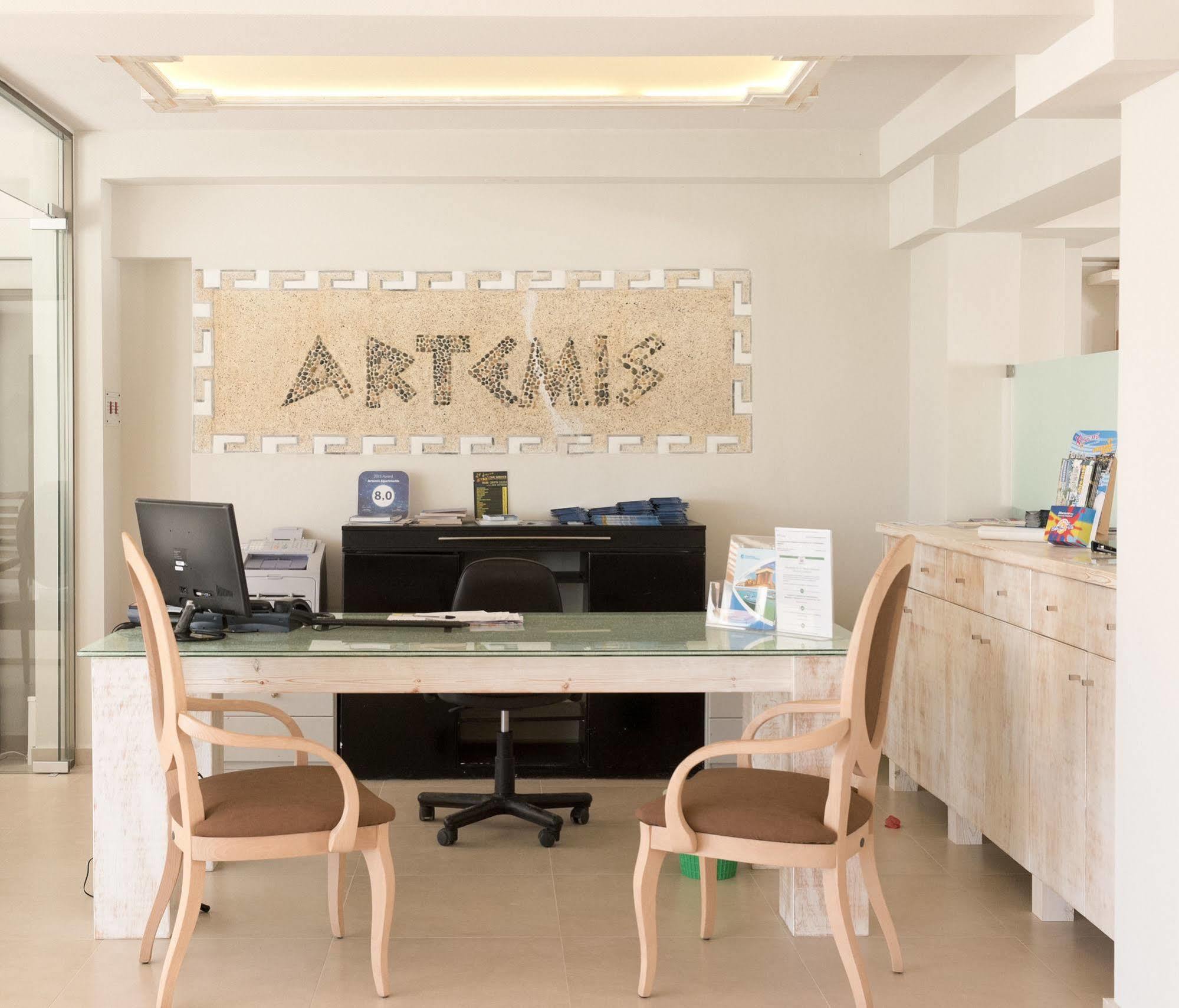 Artemis Hotel Apartments Limenas Chersonisou Exterior foto