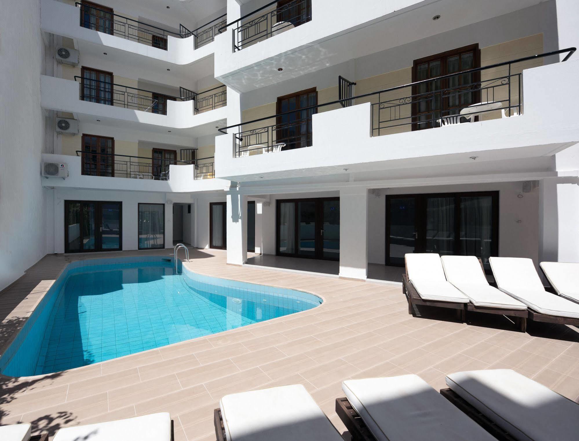 Artemis Hotel Apartments Limenas Chersonisou Exterior foto